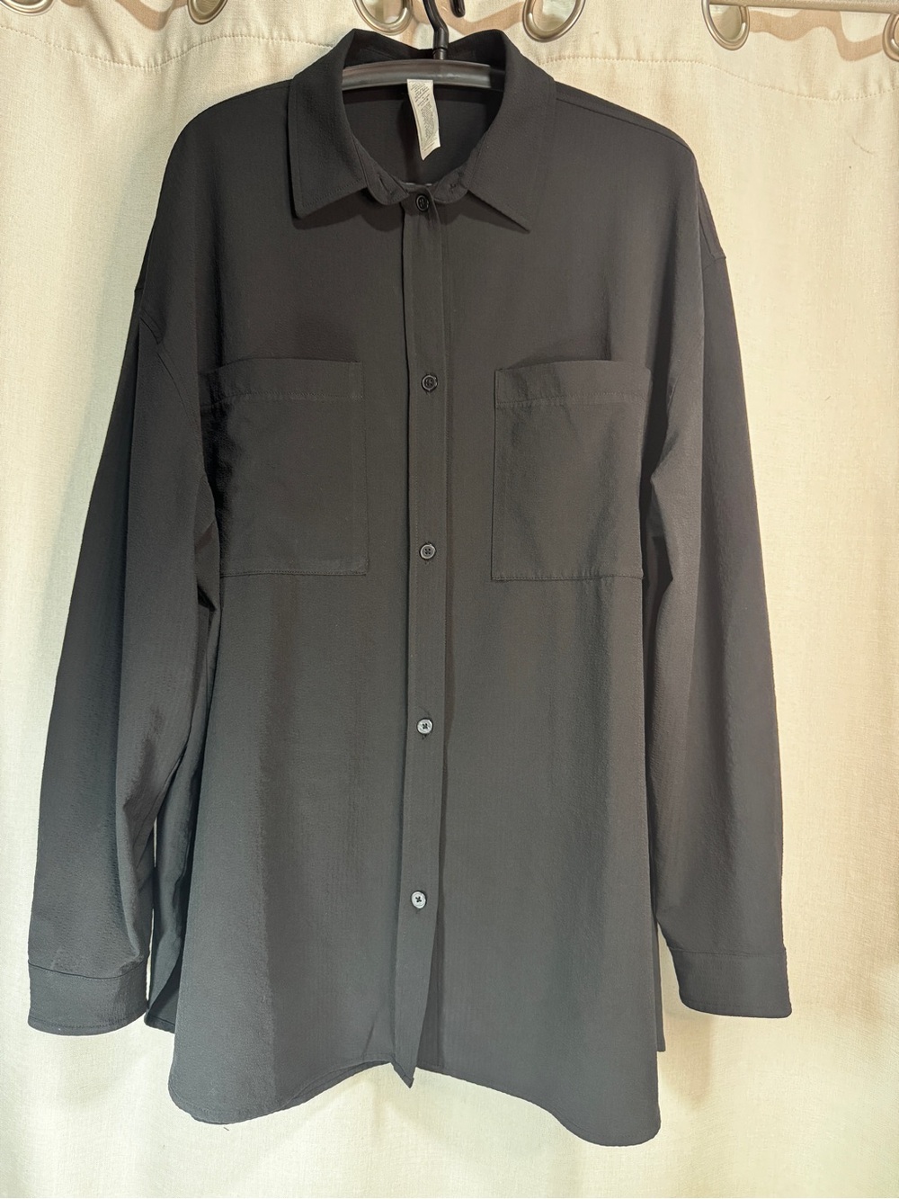 Alo Unisex Black Solid Long Sleeve Button-Up Shirt Pockets Stretch L Oversized